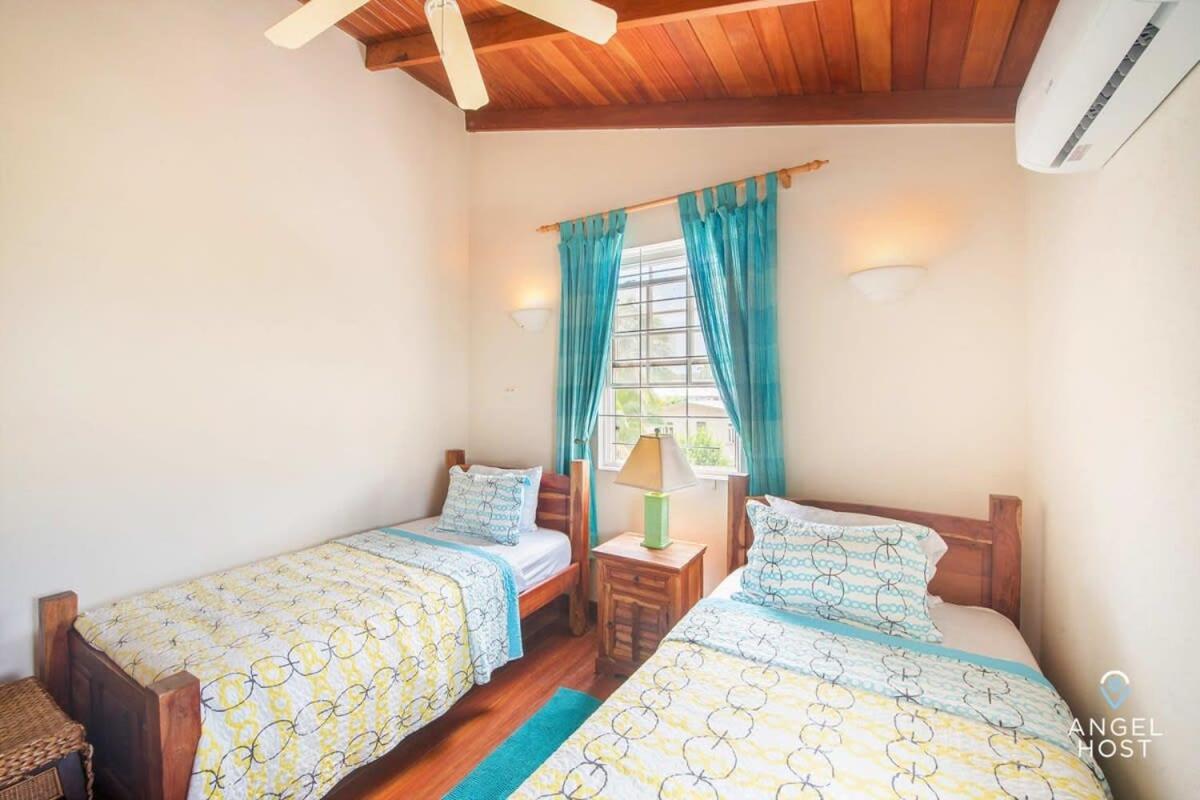 2-Story Townhome With Private Pool, Ideal For Group! Крайст Чърч Екстериор снимка