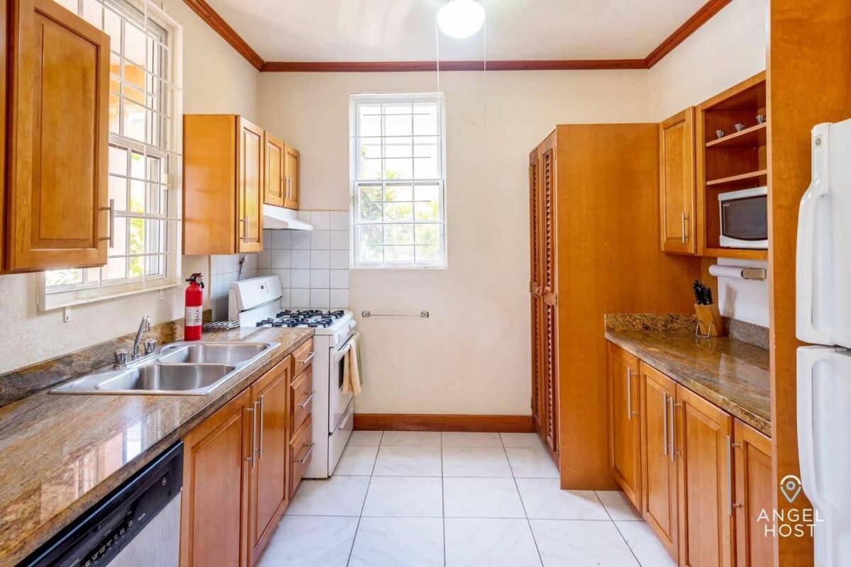 2-Story Townhome With Private Pool, Ideal For Group! Крайст Чърч Екстериор снимка